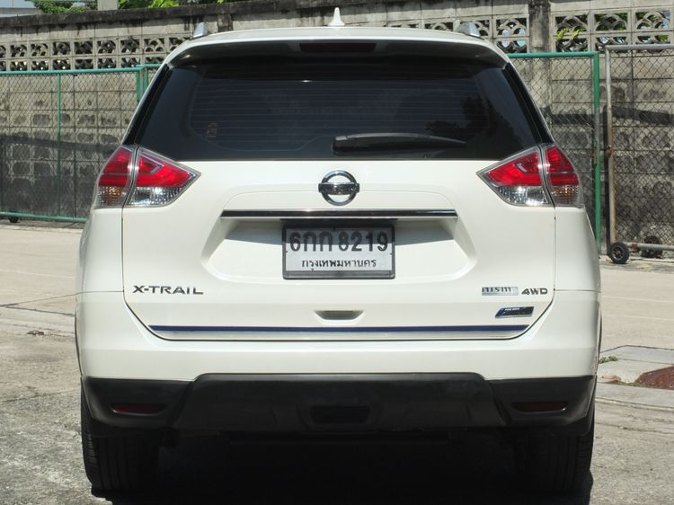 Nissan X-Trail 2017 2.0 V Hybrid 4WD Utility-car ไฮบริด ไม่ติดแก๊ส เกียร์อัตโนมัติ ขาว รูปที่ 4
