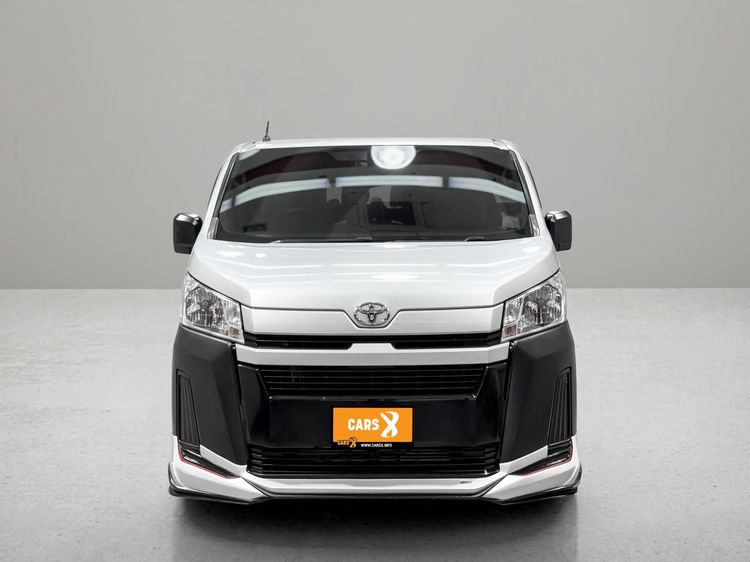 Toyota Hiace 2021 2.8 GL Van ดีเซล ไม่ติดแก๊ส เกียร์ธรรมดา บรอนซ์เงิน รูปที่ 3