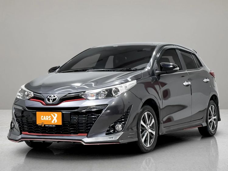 รถ Toyota Yaris 1.2 High สี เทา