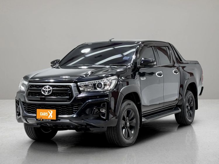 รถ Toyota Hilux Revo 2.4 Prerunner G Rocco สี ดำ