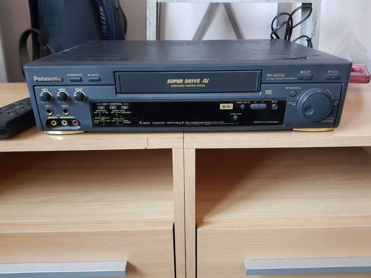 เครื่องเล่น VDO KARAOKE PANASONIC NV-HD750