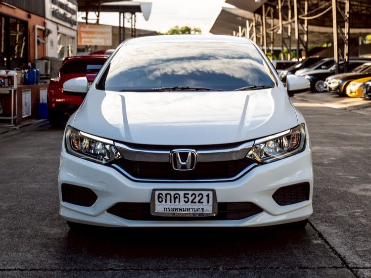 Honda City 2017 1.5 V Sedan เบนซิน ไม่ติดแก๊ส เกียร์อัตโนมัติ ขาว รูปที่ 2