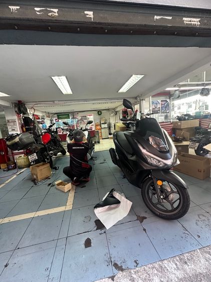 ชุดคอนโซนหน้าฝั่งขวา แท้เบิกศูนย์ PCX160 ปี 2025 รูปที่ 5