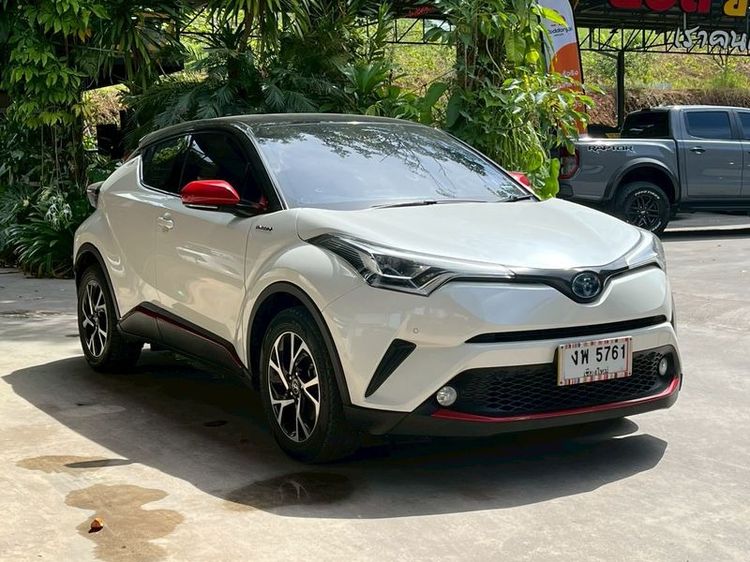 Toyota C-HR 2019 1.8 HV Hi Utility-car ไฮบริด ไม่ติดแก๊ส เกียร์อัตโนมัติ ขาว รูปที่ 4