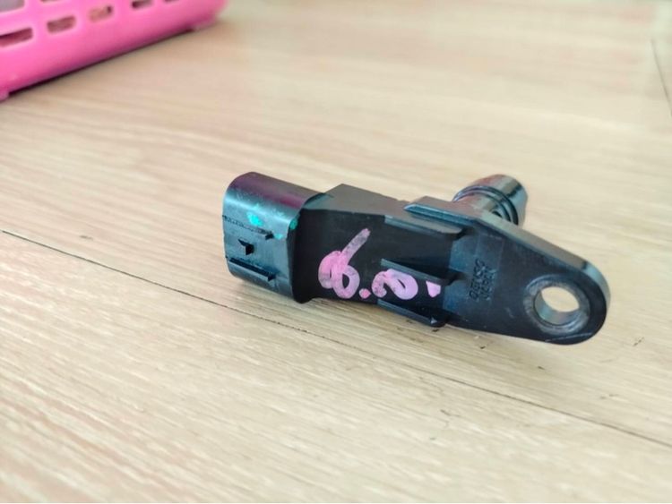      Isuzu Crankshaft Position Sensor - CKP รูปที่ 4