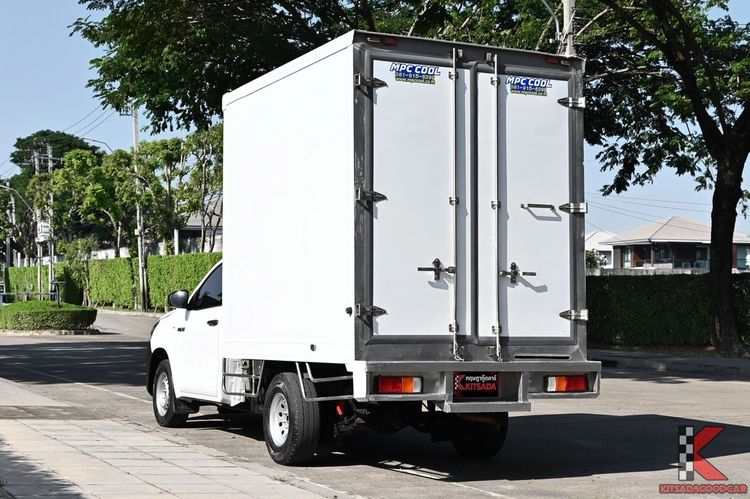 Toyota Hilux Revo 2018 2.4 J Plus Pickup ดีเซล ไม่ติดแก๊ส เกียร์ธรรมดา ขาว รูปที่ 3