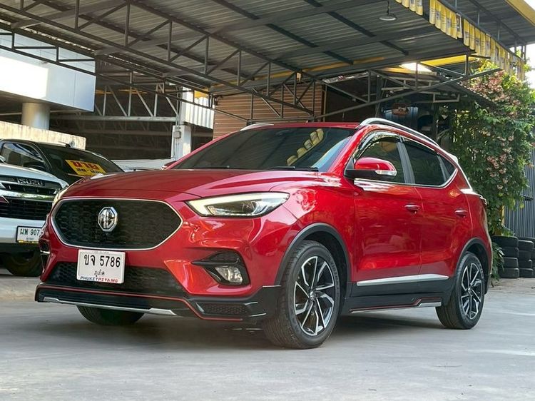 รถ MG ZS 1.5 X สี แดง