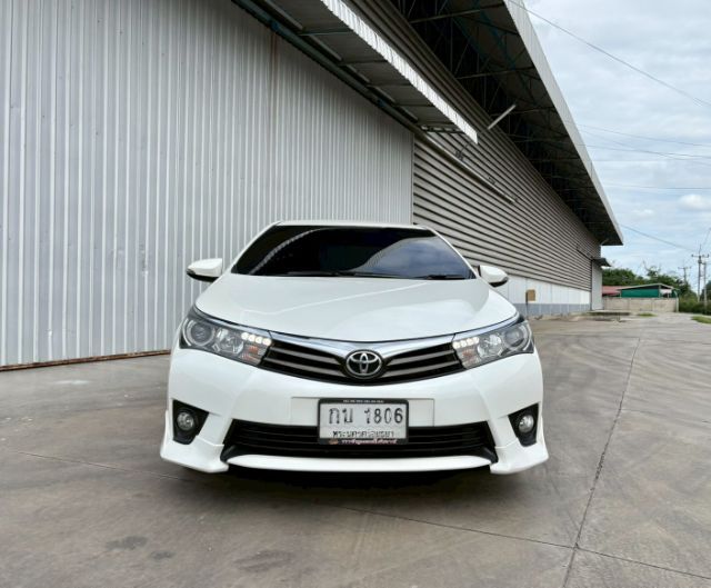 Toyota Altis 2014 1.8 S Sedan เบนซิน ไม่ติดแก๊ส เกียร์อัตโนมัติ ขาว รูปที่ 2