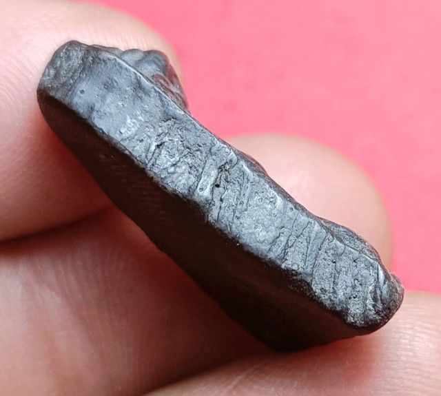 พระผงสุพรรณ รูปที่ 3