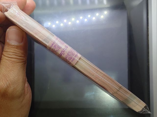 ธนบัตรยกแหนบ 100 ใบ เรียงเลข ธนบัตร 100 บาท แบบ 15 รุ่น 2 (เลิกทาส) ไม่ผ่านใช้ เลขสวย 9 หน้า 9 หลัง รูปที่ 7