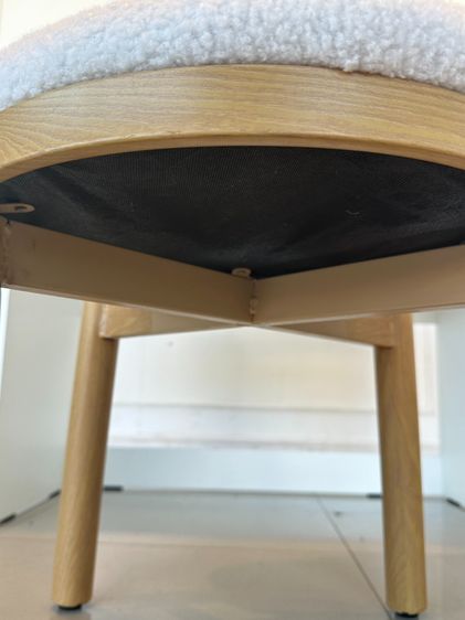 ชุดโต๊ะทำงาน 1 ลิ้นชัก ท็อปสีบีชลายไม้ โครงสีขาว พร้อมเก้าอี้  รูปที่ 18