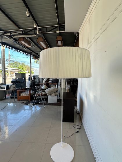 โคมไฟตั้งพื้น แบรนด์ Contardi Divina รุ่น Arco รูปที่ 4