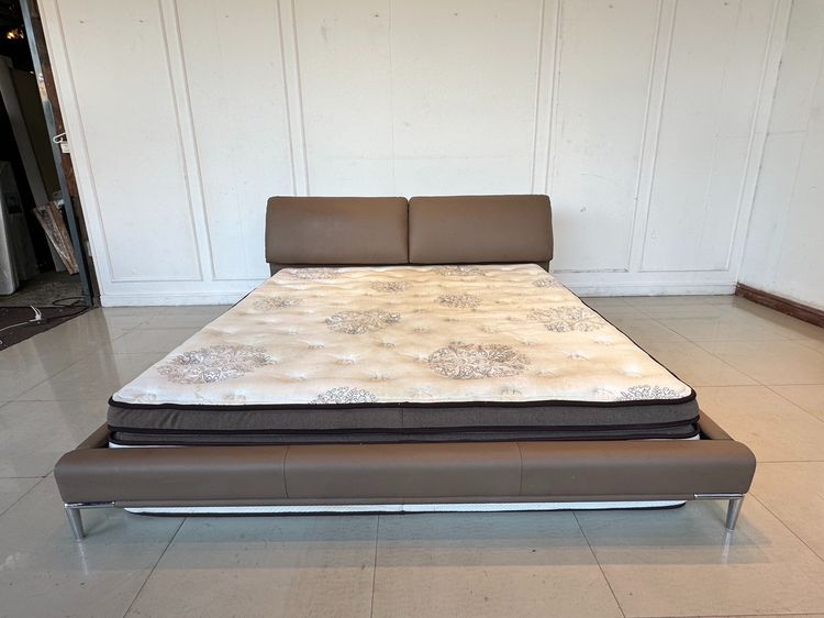 ใหญ่ เตียง 6 ฟุต แบรนด์ COLIN