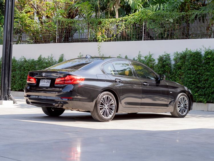 BMW Series 5 2017 520d Sedan ดีเซล ไม่ติดแก๊ส เกียร์อัตโนมัติ ดำ รูปที่ 4