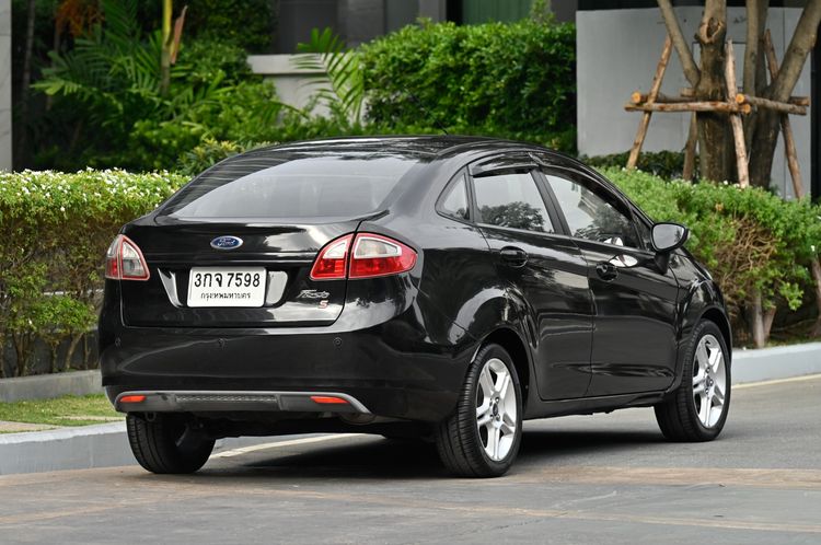 Ford Fiesta 2014 1.5 Sport Sedan เบนซิน ไม่ติดแก๊ส เกียร์อัตโนมัติ ดำ รูปที่ 4