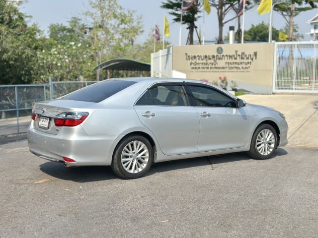 Toyota Camry 2015 2.5 Hybrid Sedan ไฮบริด ไม่ติดแก๊ส เกียร์อัตโนมัติ เทา รูปที่ 4
