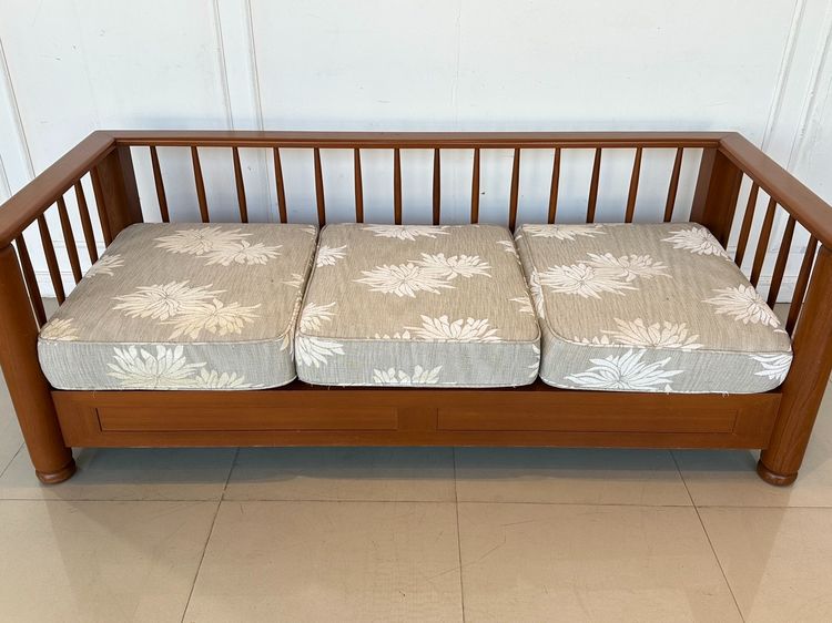 โซฟาไม้สัก 3 ที่นั่ง สไตล์วินเทจ เบาะผ้าลายดอกไม้สีเทา ถอดปลอกได้  รูปที่ 7