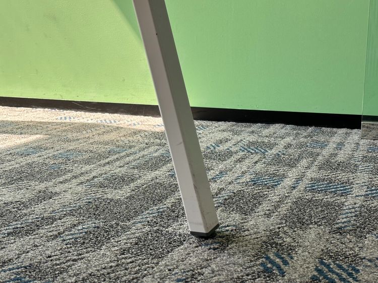 โต๊ะประชุม 6-8 ที่นั่ง ท็อปไม้ MDF คานสีดำ ขาสีขาว รูปที่ 12