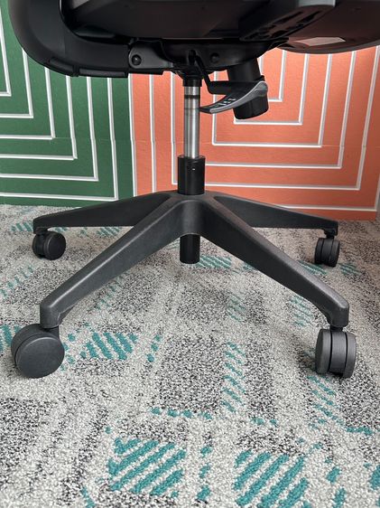 เก้าอี้สำนักงาน แบรนด์ LAMEX เบาะผ้าสีเทา ขาพลาสติก ล้อเลื่อน รูปที่ 16