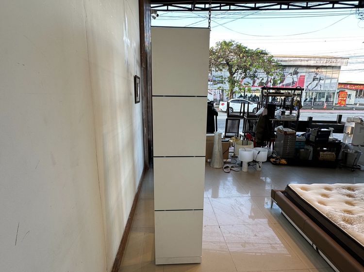 ชั้นโชว์ ชั้นกระจกเทมเปอร์ หนา 8 มิลลิเมตร โครงไม้ MDF สีขาว  รูปที่ 3