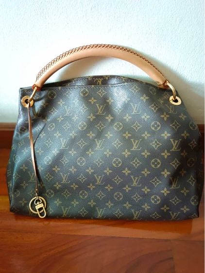 หญิง อื่นๆ อื่นๆ Louis Vuitton lv artsy mm แท้ เจ้าของขายเอง สภาพ99.99ใหม่มาก