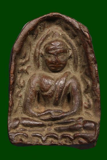 พระเนื้อดินเก่า ฐาน 1.8 สูง 2.8 ซ.ม BB 134