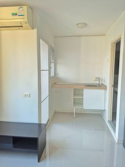 LPN Development ให้เช่าคอนโด LPN ชลบุรี (สุขุมวิท) แอร์ ตู้เย็น เครื่องทำน้ำอุ่น พร้อมเฟอร์ฯ Tel. 099-2298996 รูปที่ 3