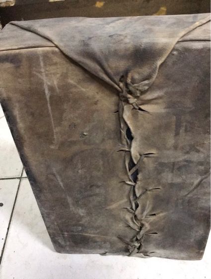 ตำราเก่าห่อหนัง รูปที่ 4