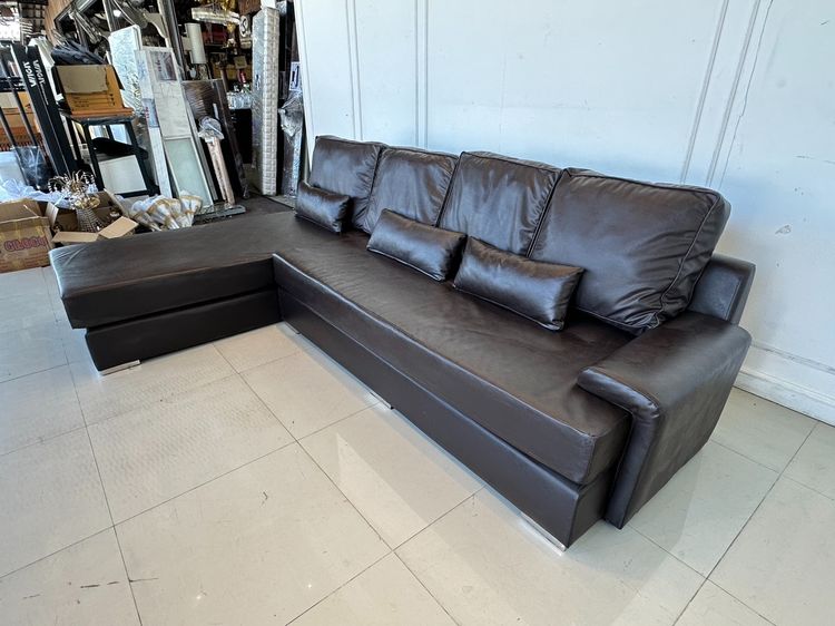 โซฟาแอล 3 ที่นั่ง เบาะหนัง PU สีน้ำตาล โครงไม้จริง ขาสแตนเลส  รูปที่ 4