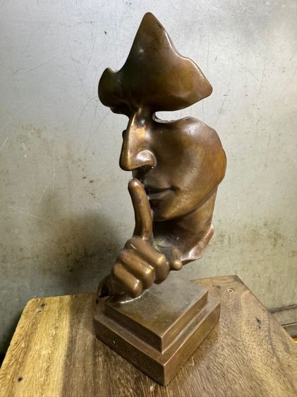 ปริศนาธรรมทองเหลือง รูปที่ 4