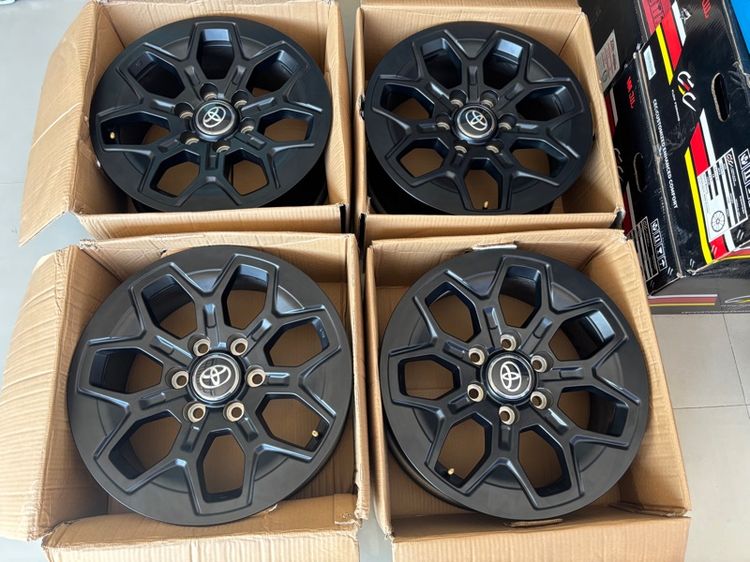 ล้อ Toyota travo overland 18 (ป้ายแดง)