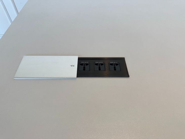 โต๊ะประชุม 10-12 ที่นั่ง ท็อปไม้ MDF สีขาว รูปที่ 8