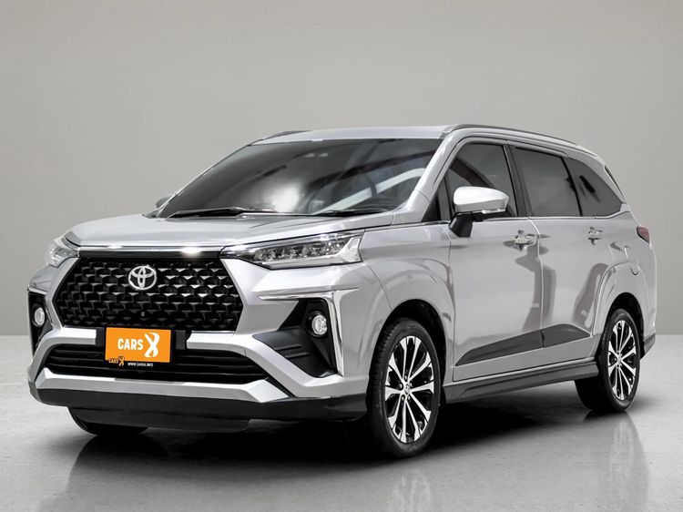 รถ Toyota Veloz 1.5 Premium สี บรอนซ์เงิน