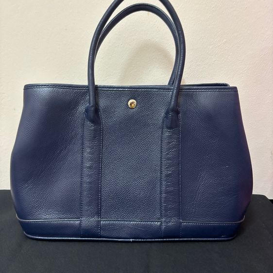 กระเป๋า TAYWIN (เทวินทร์) สีน้ำเงิน Navy ทรง Tote หนังลาย Togo สวยหรู สภาพดี รูปที่ 6