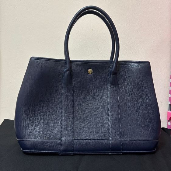 กระเป๋า TAYWIN (เทวินทร์) สีน้ำเงิน Navy ทรง Tote หนังลาย Togo สวยหรู สภาพดี รูปที่ 8