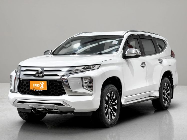 รถ Mitsubishi Pajero Sport 2.4 GT Premium 4WD สี ขาว