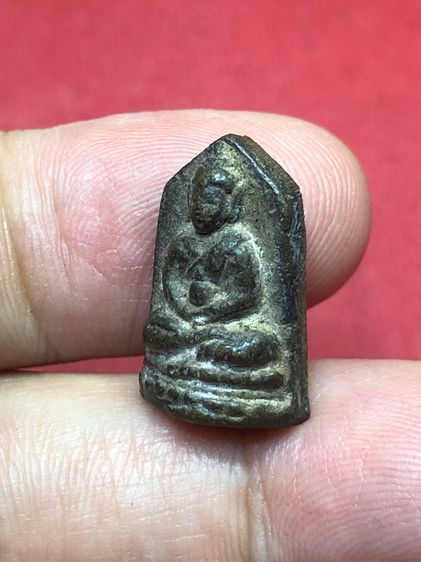 พระชัยวัฒน์พิมพ์ครึ่งซีก รูปที่ 5