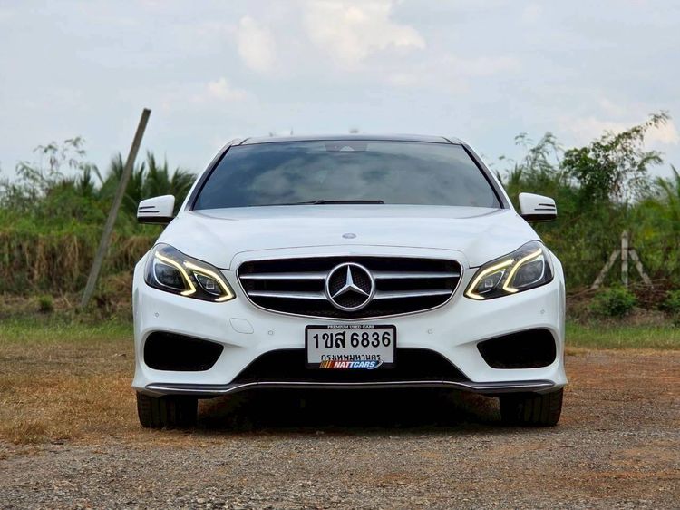 Mercedes-Benz E-Class 2014 E300 2.2 BlueTEC Hybrid AMG Dynamic Sedan ดีเซล ไม่ติดแก๊ส เกียร์อัตโนมัติ ขาว รูปที่ 2