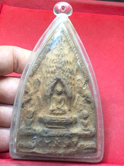 พระซุ้มปรางค์เนื้อดิน