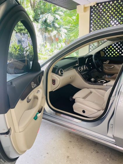 รถ Mercedes-Benz C-Class C300 สี เทา