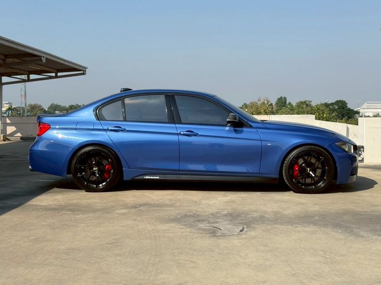 BMW Series 3 2016 320d Sedan ดีเซล ไม่ติดแก๊ส เกียร์อัตโนมัติ น้ำเงิน รูปที่ 4