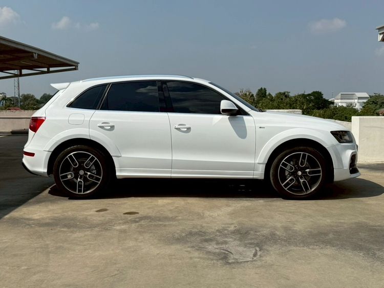 Audi Audi Q5  2011 2.0 TFSI Quattro 4WD Utility-car เบนซิน ไม่ติดแก๊ส เกียร์อัตโนมัติ ขาว รูปที่ 3