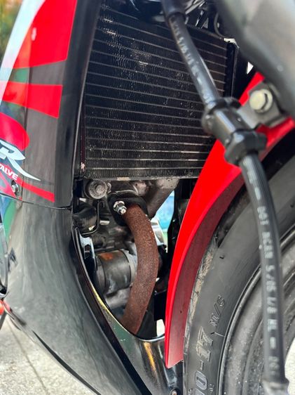 HONDA CBR 150R คาร์บูเกียร์สตาร์ทมือ  เครื่องดีมากสีสวยมากต้องมาดูของจริงมีสถานที่ให้ทดลองขับขี่ก่อนซื้อ รูปที่ 11