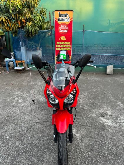 HONDA CBR 150R คาร์บูเกียร์สตาร์ทมือ  เครื่องดีมากสีสวยมากต้องมาดูของจริงมีสถานที่ให้ทดลองขับขี่ก่อนซื้อ รูปที่ 5