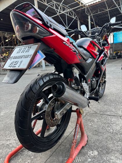 HONDA CBR 150R คาร์บูเกียร์สตาร์ทมือ  เครื่องดีมากสีสวยมากต้องมาดูของจริงมีสถานที่ให้ทดลองขับขี่ก่อนซื้อ รูปที่ 14