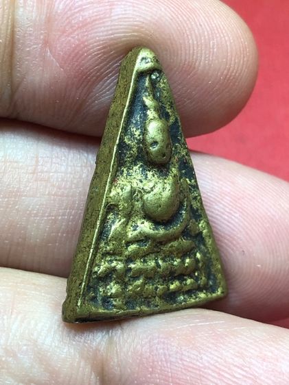 เหรียญหล่อหลวงพ่อเพรชพิมพ์มือแปรเนื้อแก่น้ำทอง รูปที่ 4