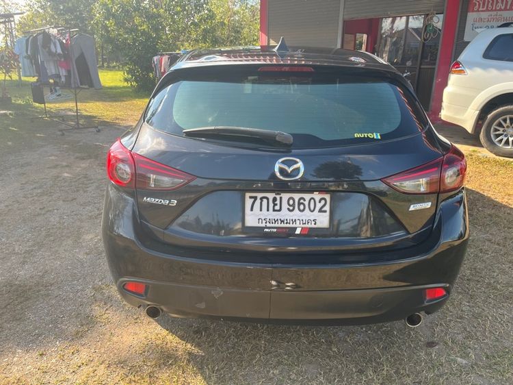 Mazda Mazda3 2014 2.0 C Sedan เบนซิน ไม่ติดแก๊ส เกียร์อัตโนมัติ ดำ รูปที่ 2