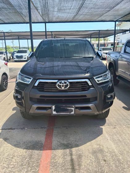 รถ Toyota Hilux Revo Double Cab 2.4 Entry Prerunner สี ดำ