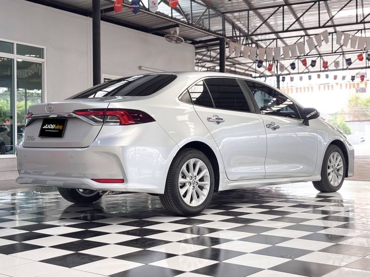 Toyota Altis 2019 1.6 G Sedan เบนซิน ไม่ติดแก๊ส เกียร์อัตโนมัติ บรอนซ์เงิน รูปที่ 4