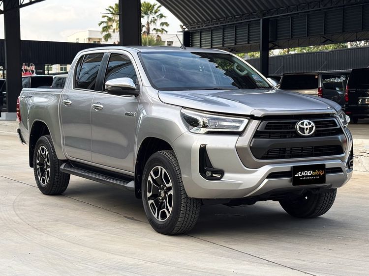 Toyota Hilux Revo 2020 Double Cab 2.4 Mid Prerunner Pickup ดีเซล ไม่ติดแก๊ส เกียร์อัตโนมัติ บรอนซ์เงิน รูปที่ 3